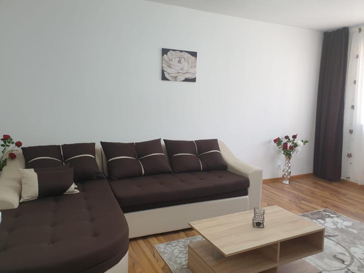 Cazare Apartament Cu 2 Camere Нехою Экстерьер фото