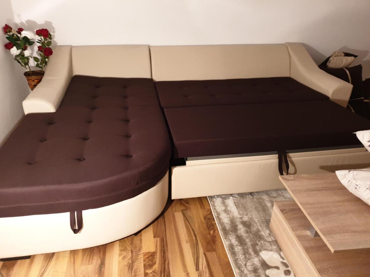 Cazare Apartament Cu 2 Camere Нехою Экстерьер фото